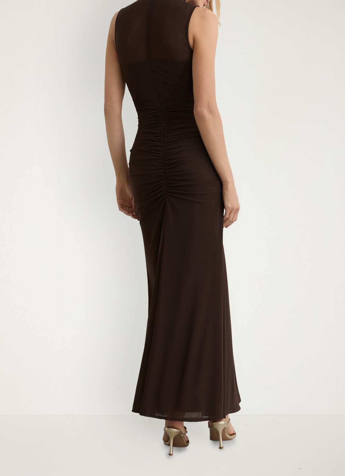Reiss Colette maxi jurk met ruches - achterkant chocoladebruin