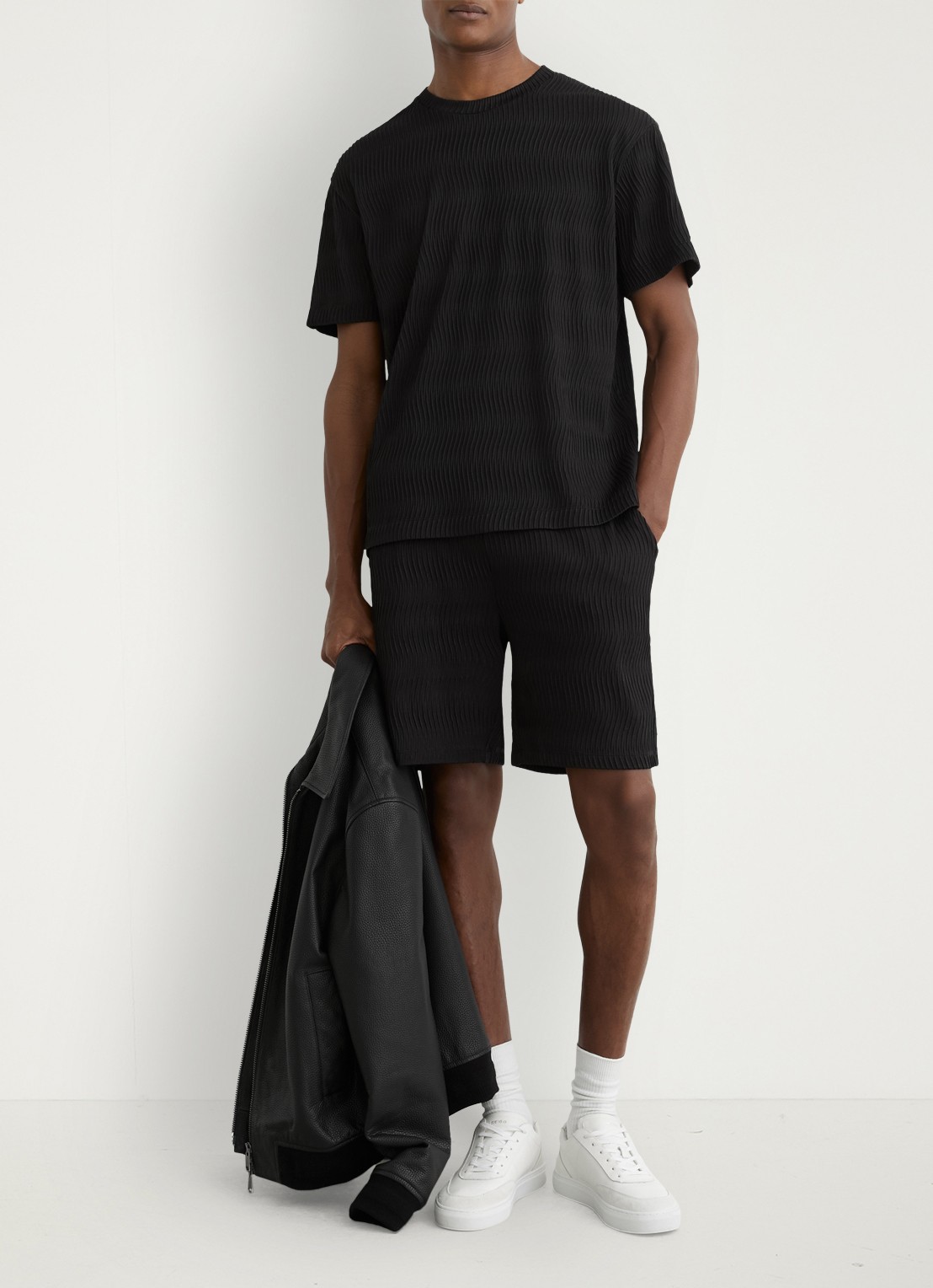 Reiss Cox T-shirt met structuur - voorkant 3 black / zwart