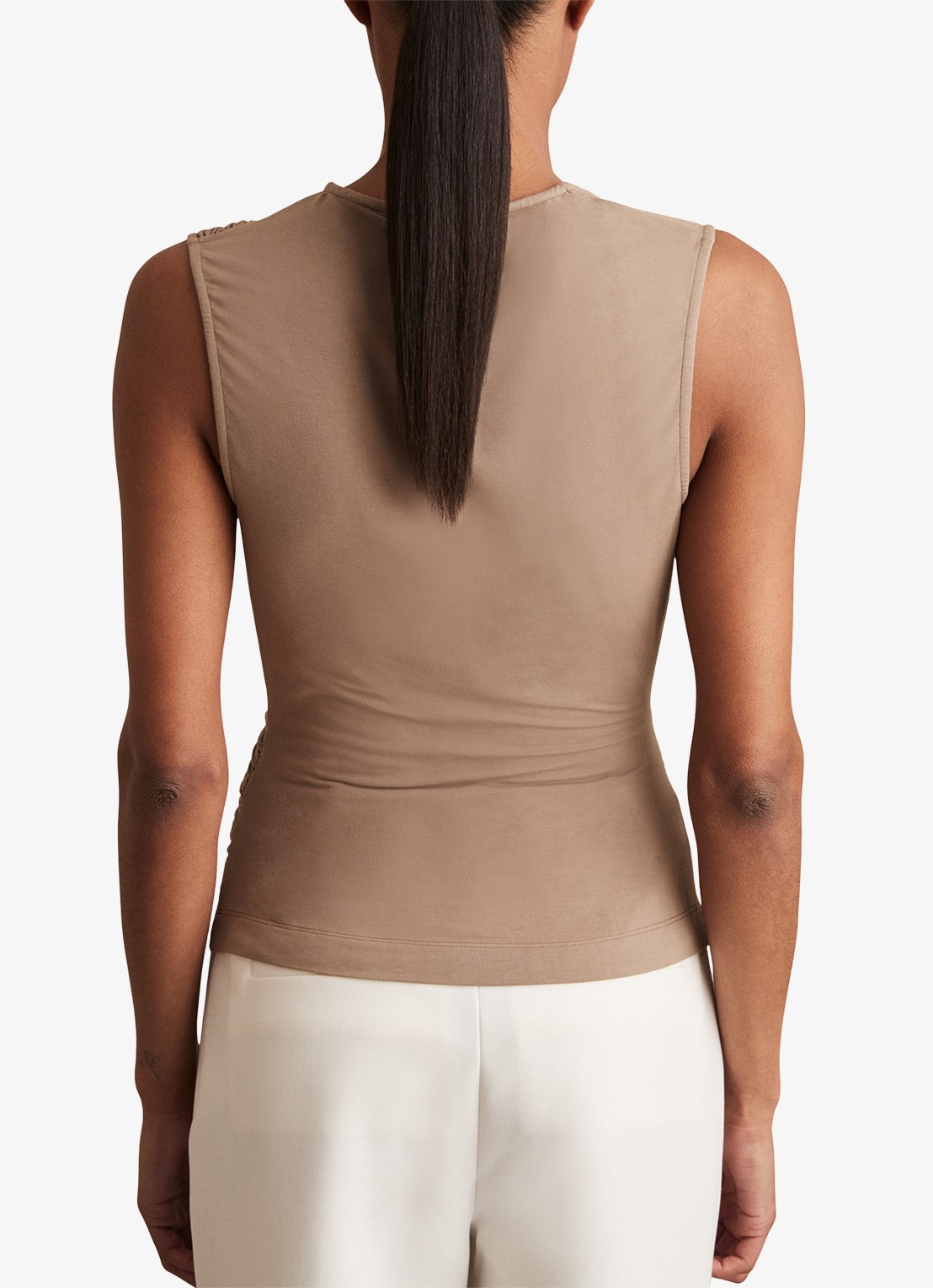 Reiss Dani mouwloze top met gedrapeerd detail - achterkant 5 donkerbeige
