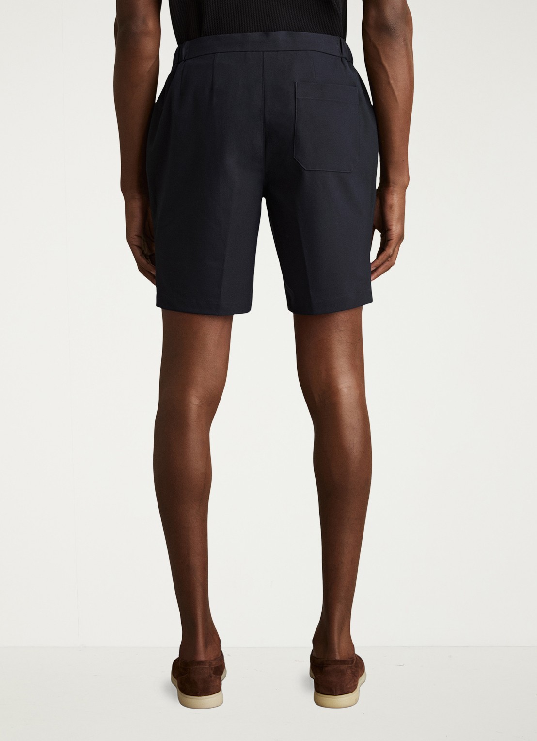 Reiss Deck straight fit korte chino met steekzakken - achterkant 5 donkerblauw