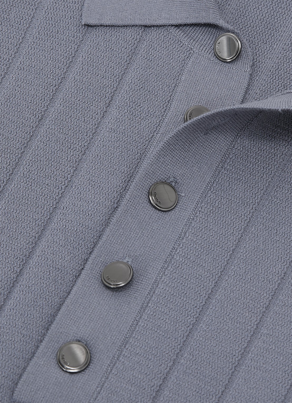 Reiss Dillighan fijngebreide trui met polokraag  - detail 3 steel blue / blauw