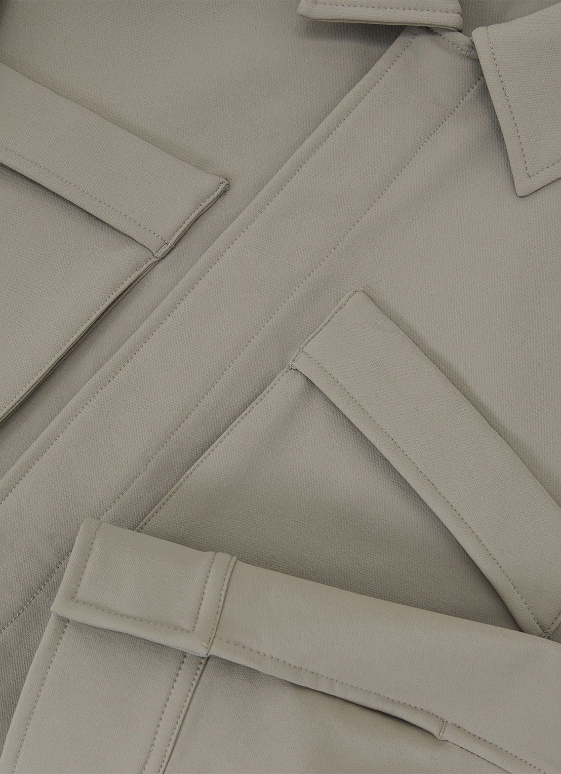 Reiss Divide regular fit overshirt met borstzak - detail 3 stone / beige
