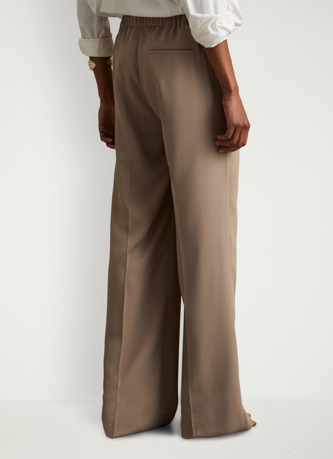 Reiss Eden high waist wide fit pantalon met steekzakken - achterkant naturel