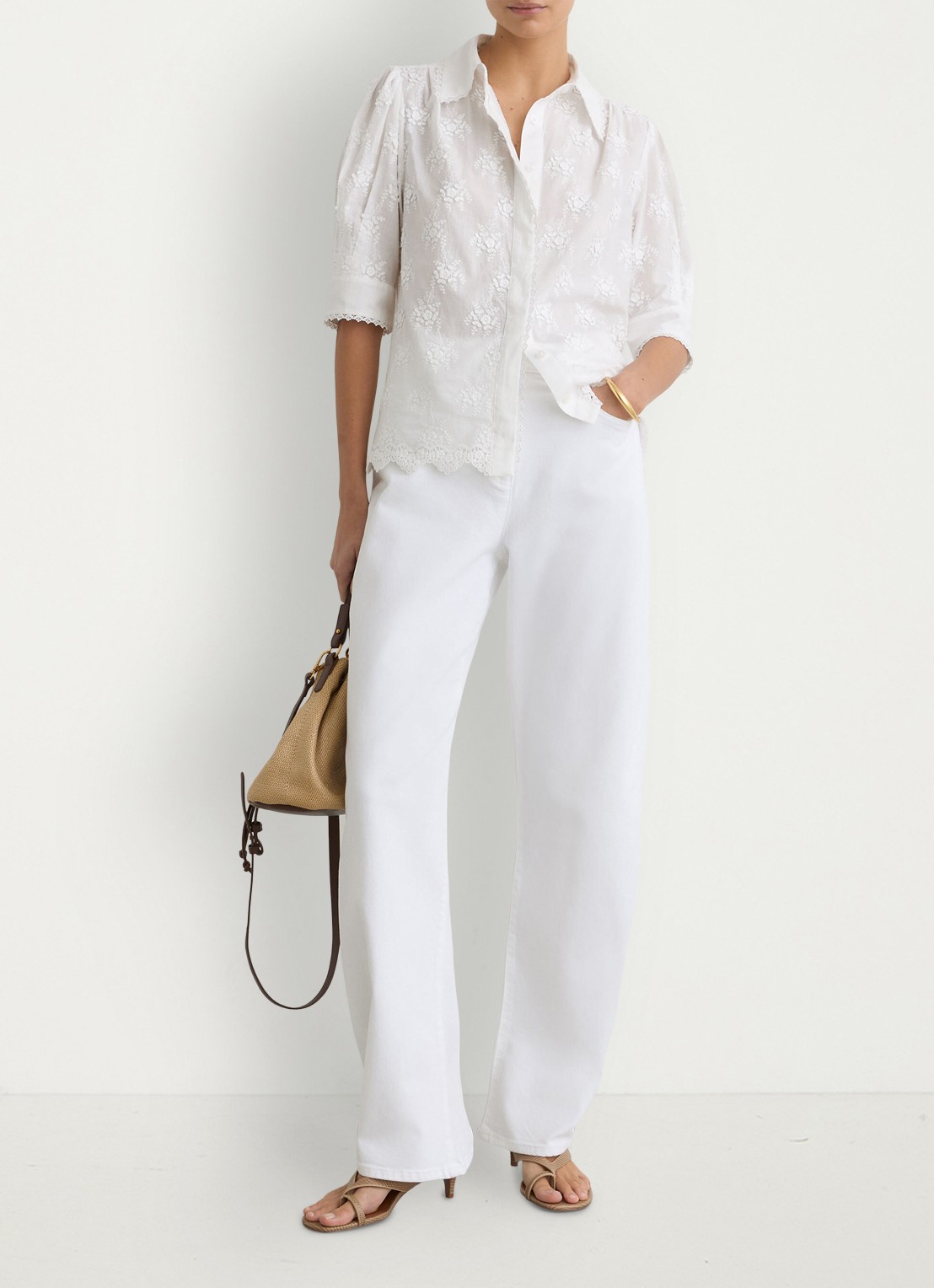 Reiss Edwina blouse met bloemborduring - voorkant 2 wit