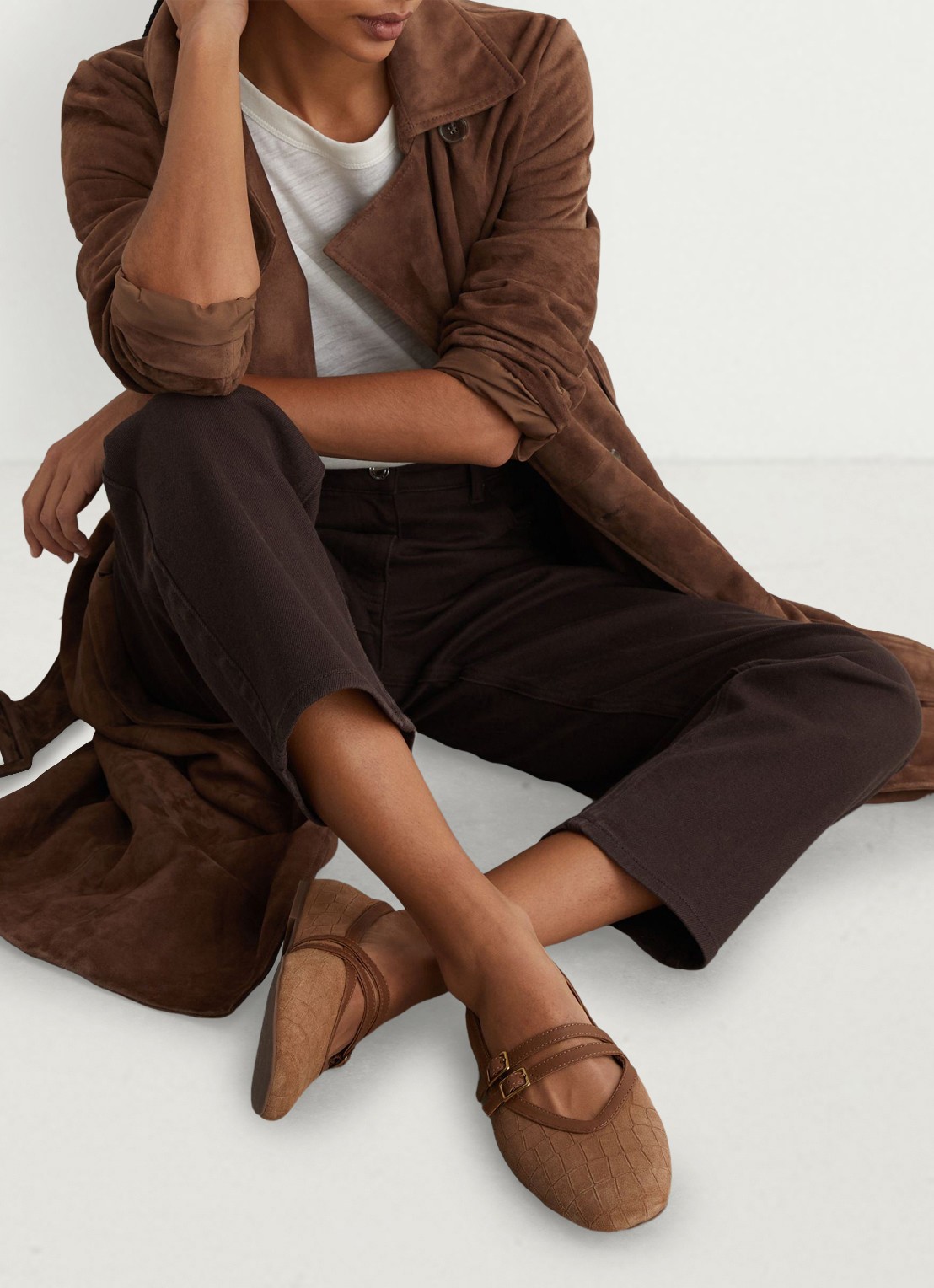 Reiss Eliza ballerina van suède met crocostructuur en gespdetail - detail 4 tan / beige