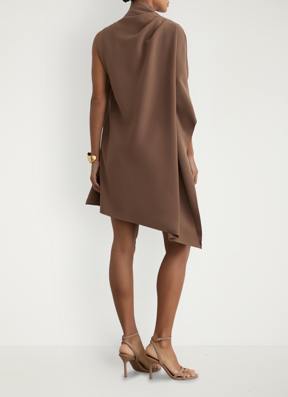 Reiss Ellery one-shoulder mini jurk van crêpe  - achterkant 3 bruin