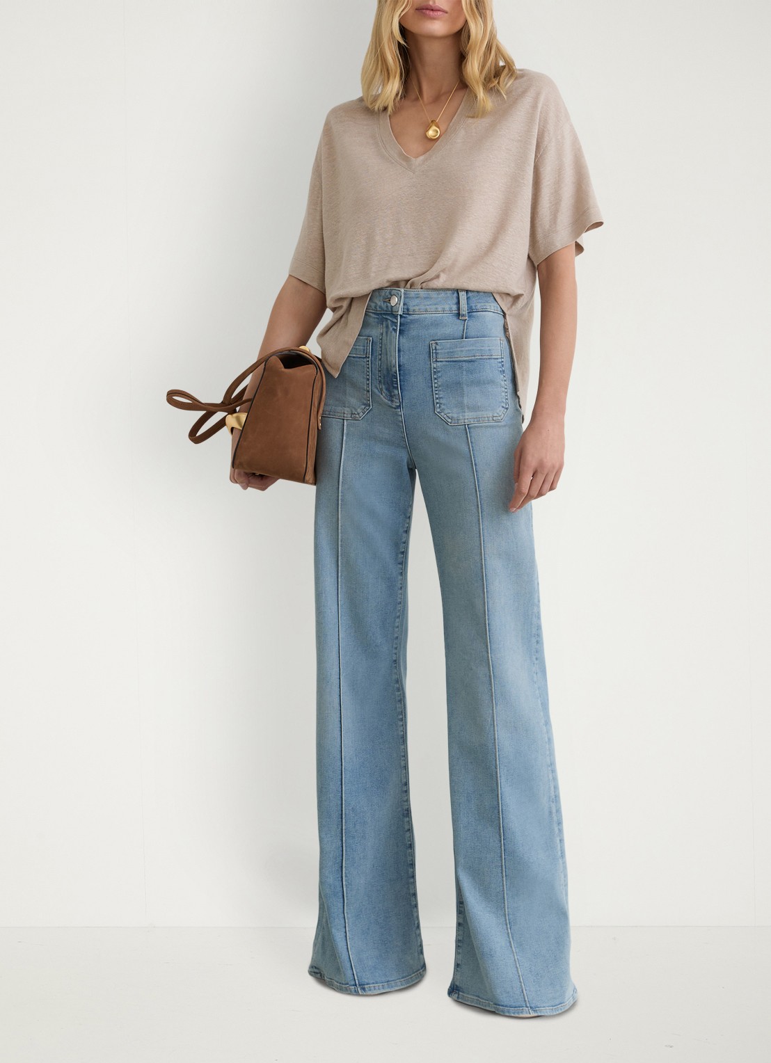 Reiss Ember T-shirt van linnen met V-hals - voorkant 3 beige