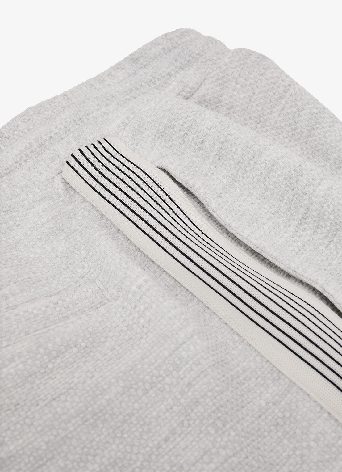 Reiss Emilio regular fit korte joggingbroek met steekzakken - detail 6 lichtgrijs