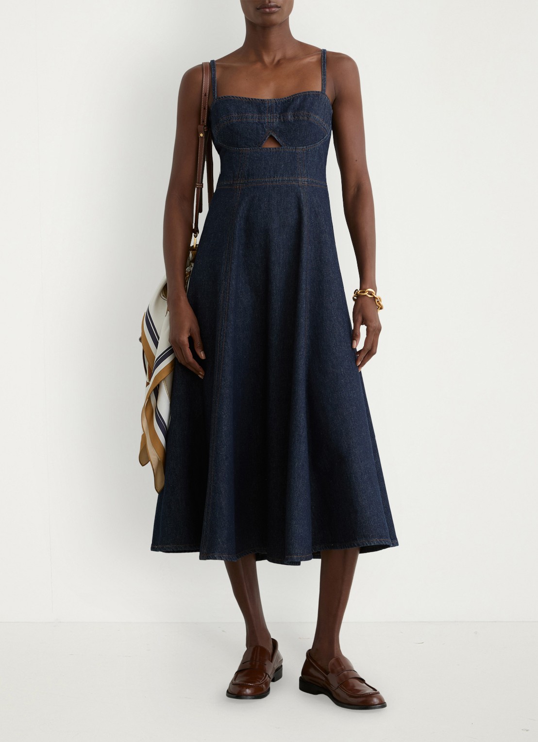 Reiss Emma midi denim jurk met cut-out detail - voorkant 6 donkerblauw