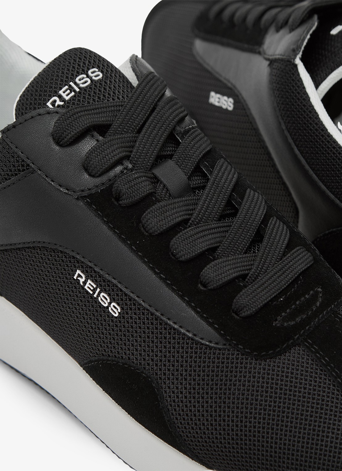 Reiss Emmett V2 sneaker met details van suède  - detail 5 zwart