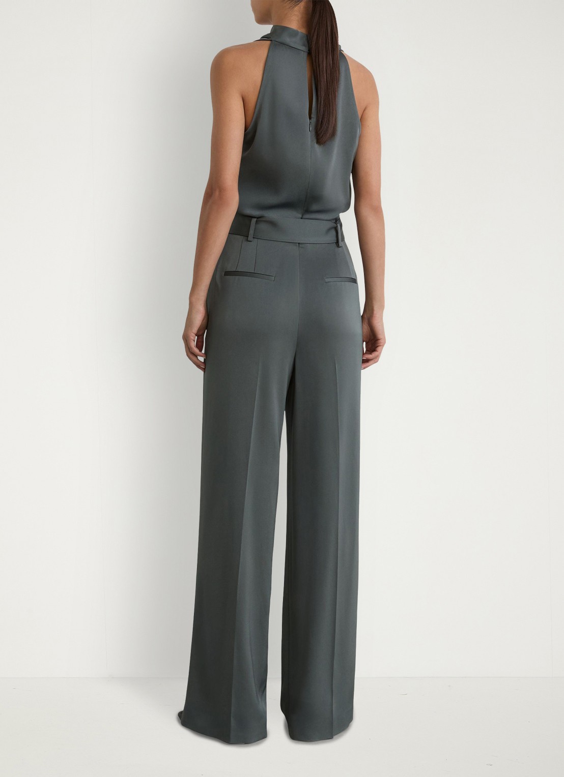 Reiss Erica wide fit jumpsuit van satijn - achterkant 5 donkergrijs