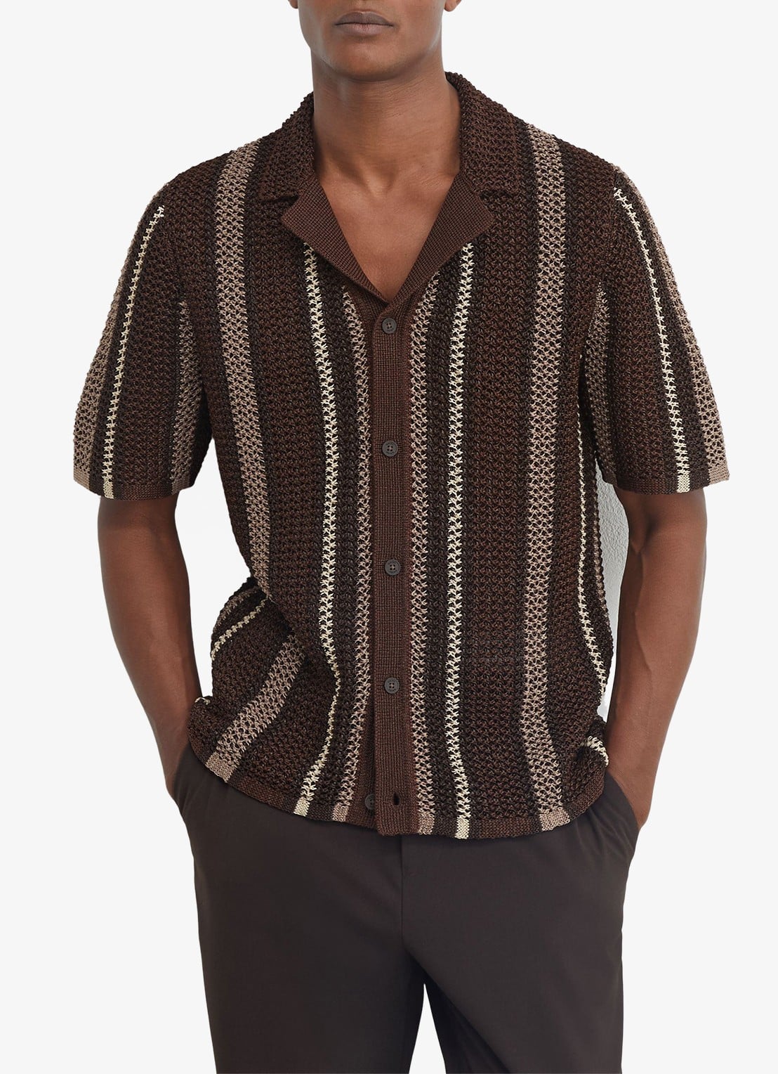 Reiss Farin regular fit overhemd met streepprint - detail chocoladebruin
