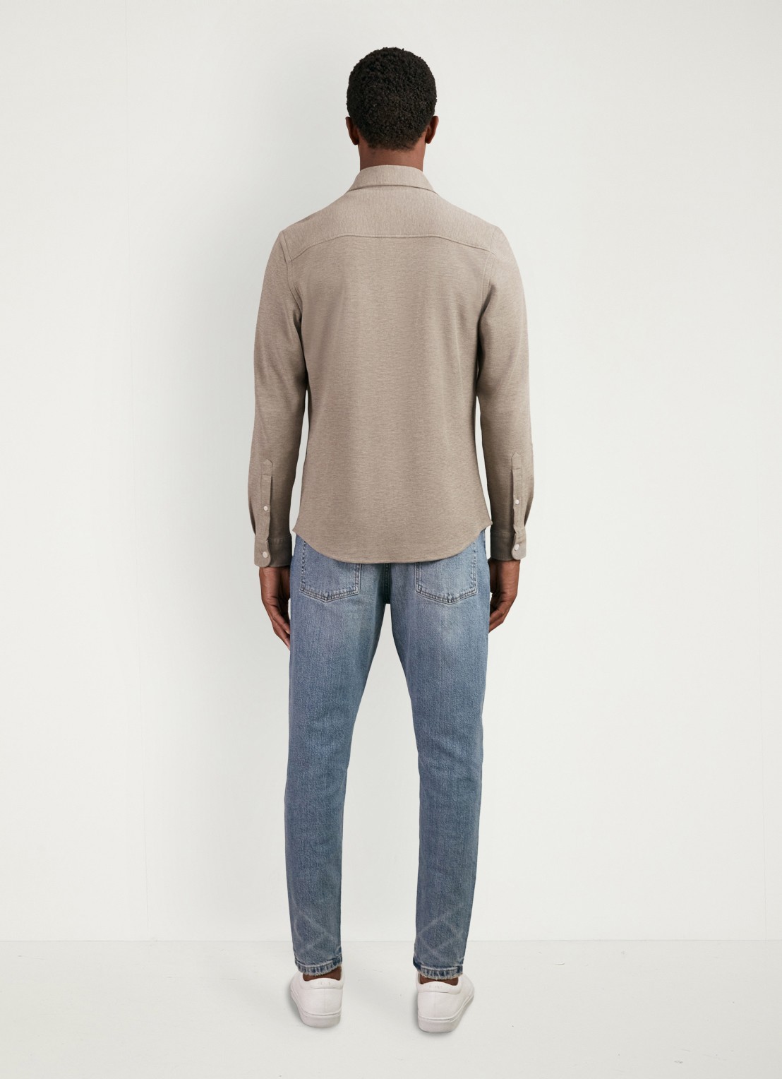 Reiss Forsithe regular fit overhemd met borstzakken - achterkant 3 beige