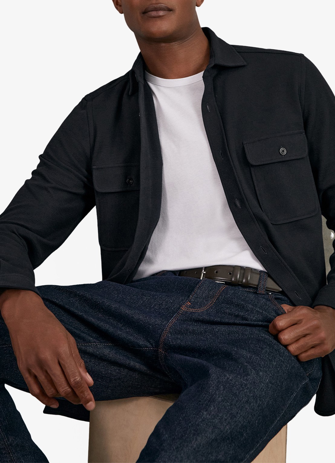 Reiss Forsithe regular fit overhemd met borstzakken - detail donkerblauw