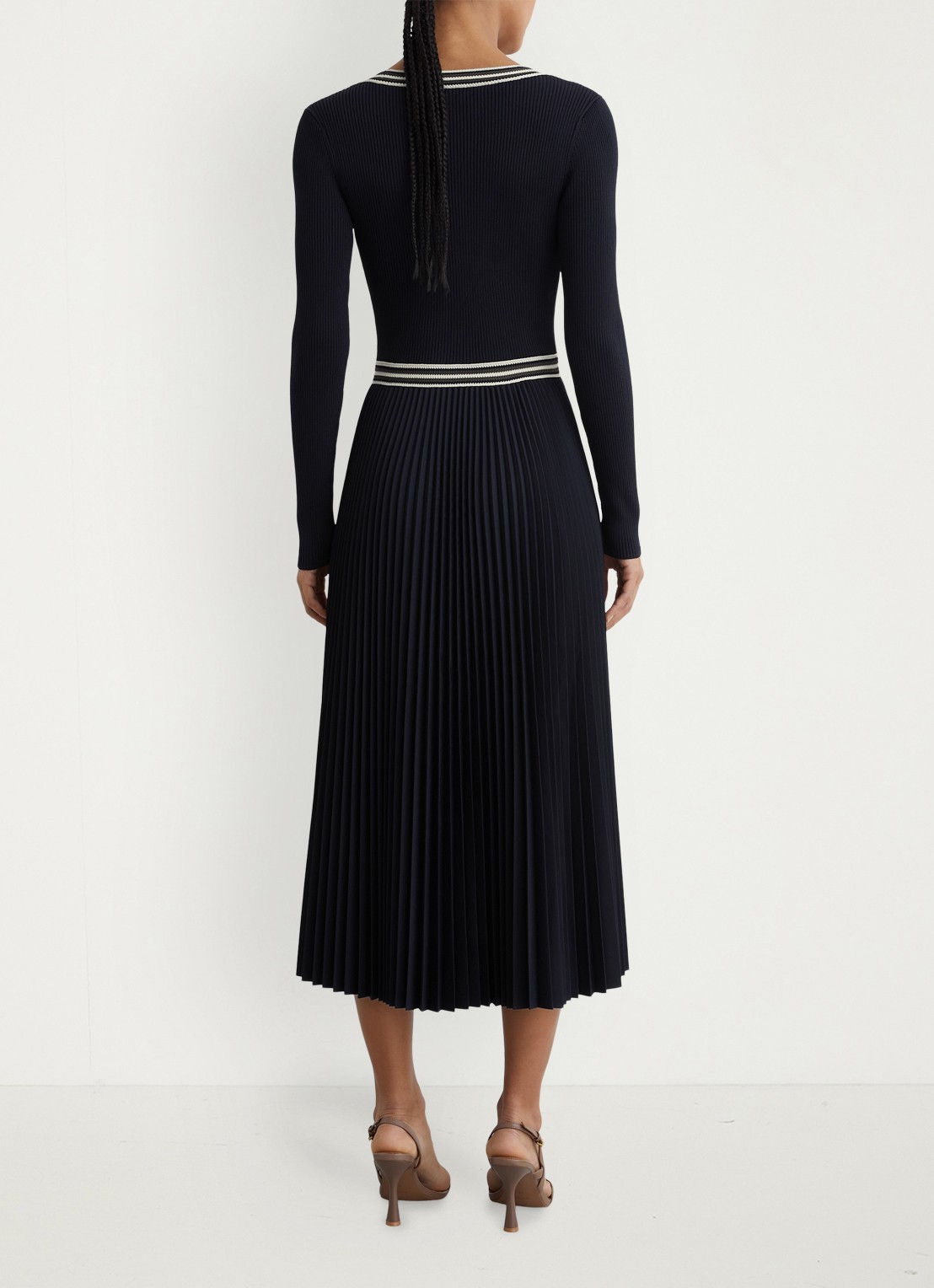 Reiss Gaia ribgebreide midi jurk met plooien - achterkant donkerblauw