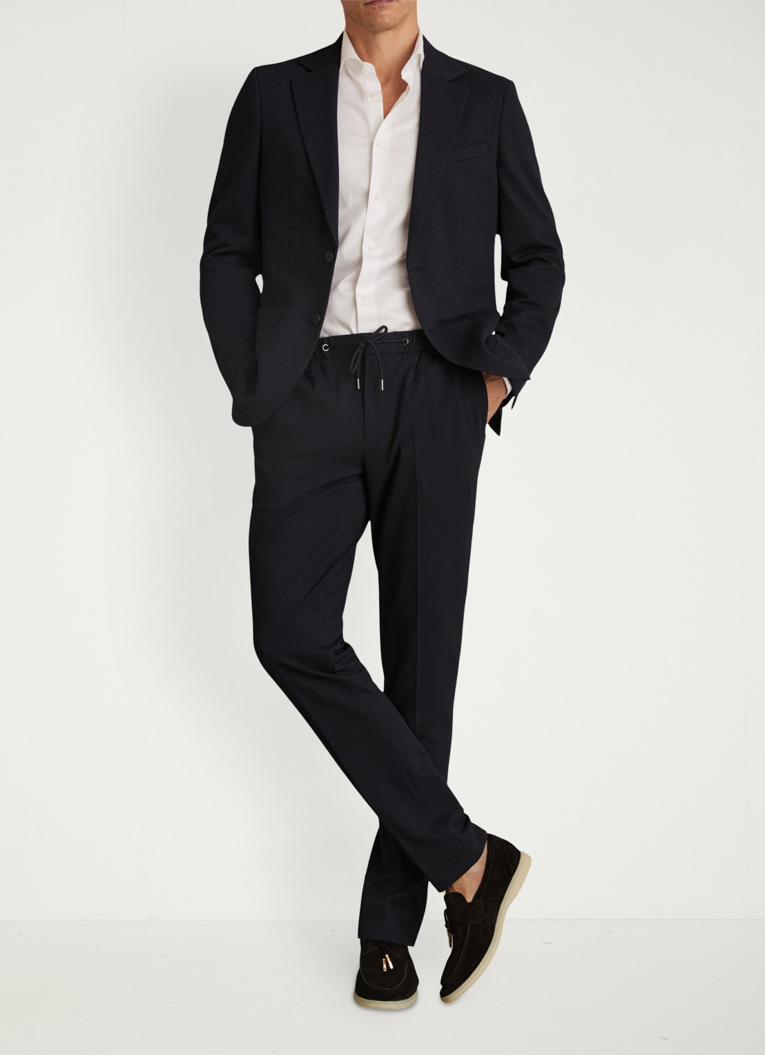Reiss Gerrard tapered fit broek met trekkoord - voorkant 5 navy / blauw