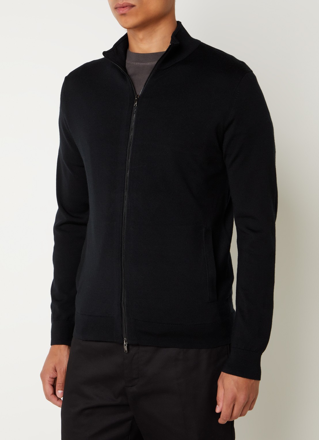 Reiss Hampshire fijngebreid vest van wol met steekzakken  - detail 2 zwart