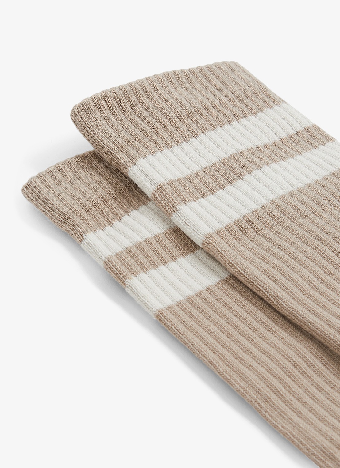 Reiss Henman sokken met ribstructuur - detail beige