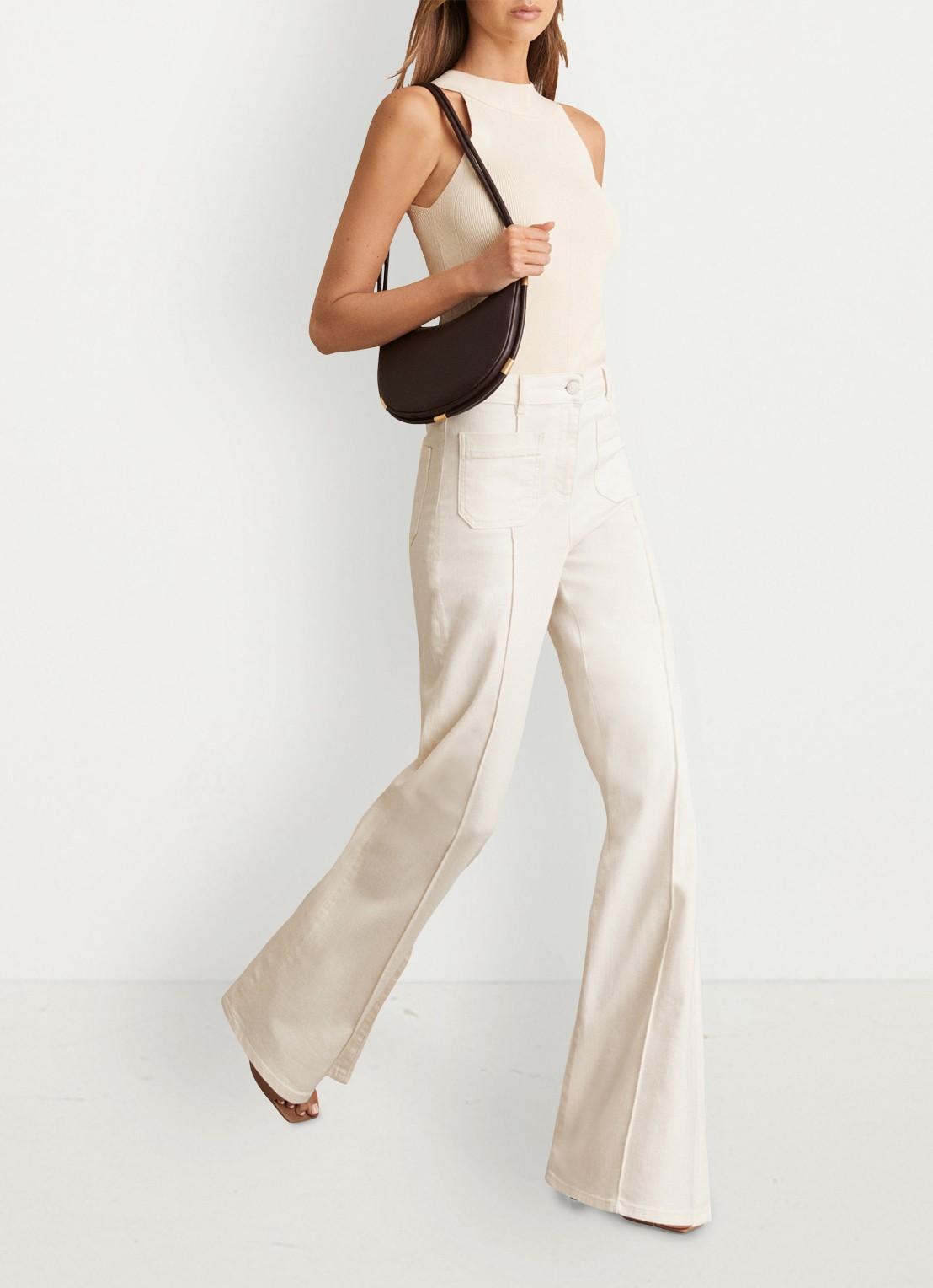 Reiss High waist flared jeans met opgestikte zakken - voorkant 6 gebroken wit
