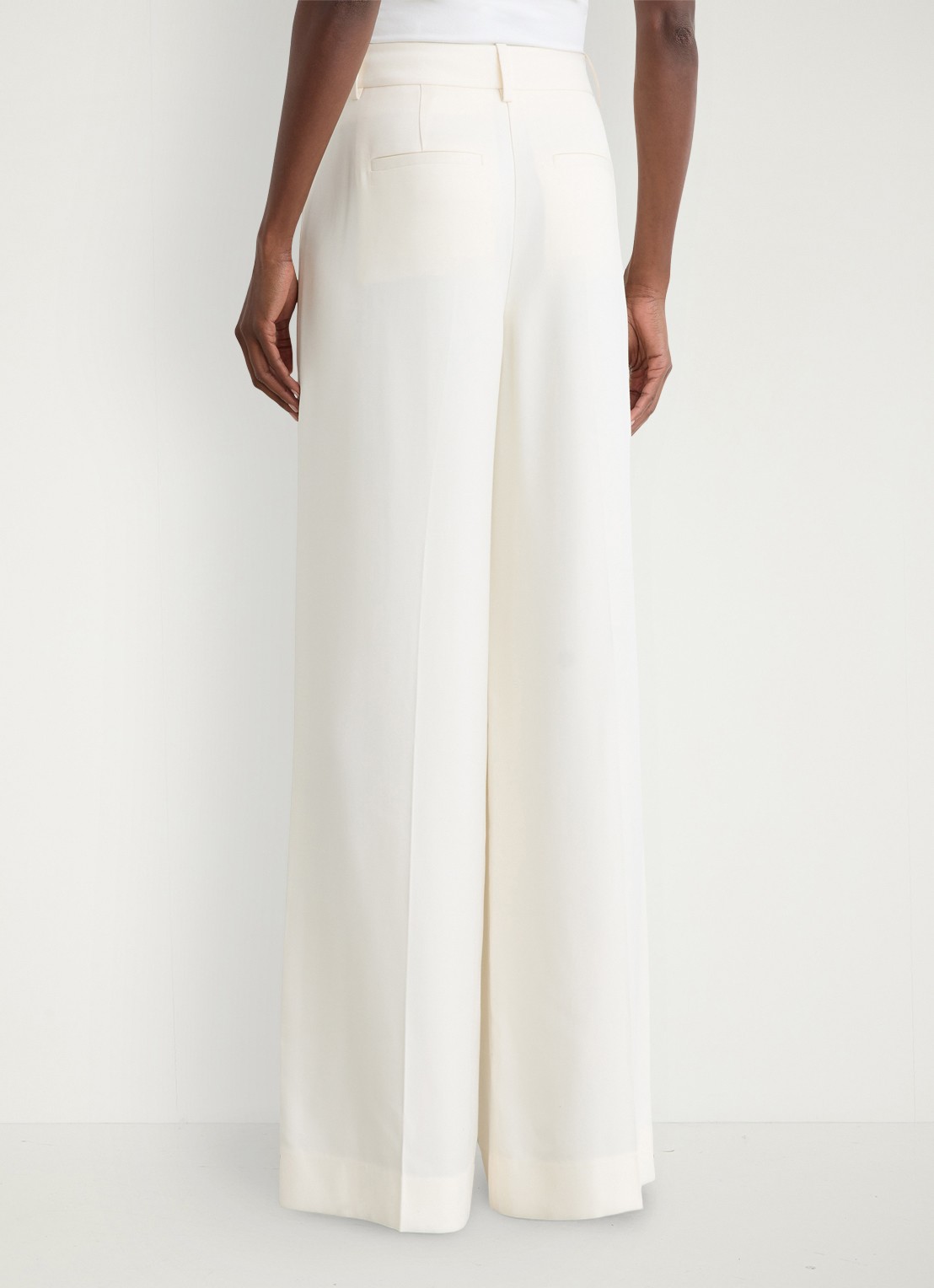 Reiss High waist wide fit pantalon met steekzakken - achterkant 5 creme
