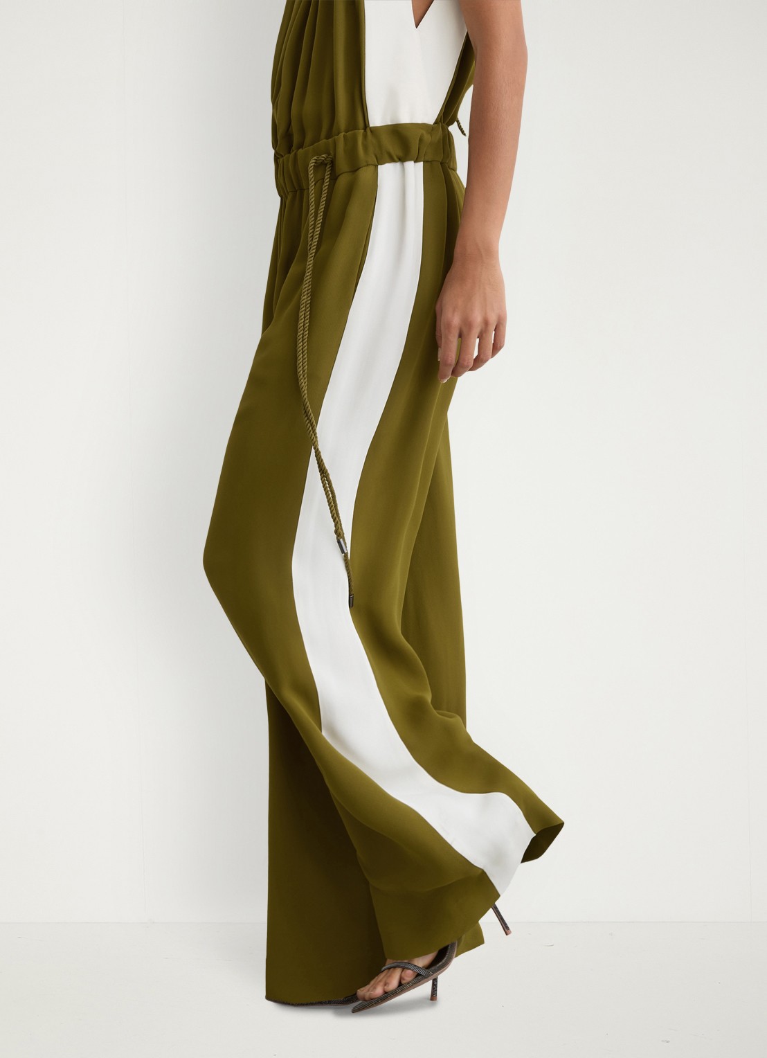 Reiss Inez wide fit jumpsuit met trekkoord - detail 2 groen
