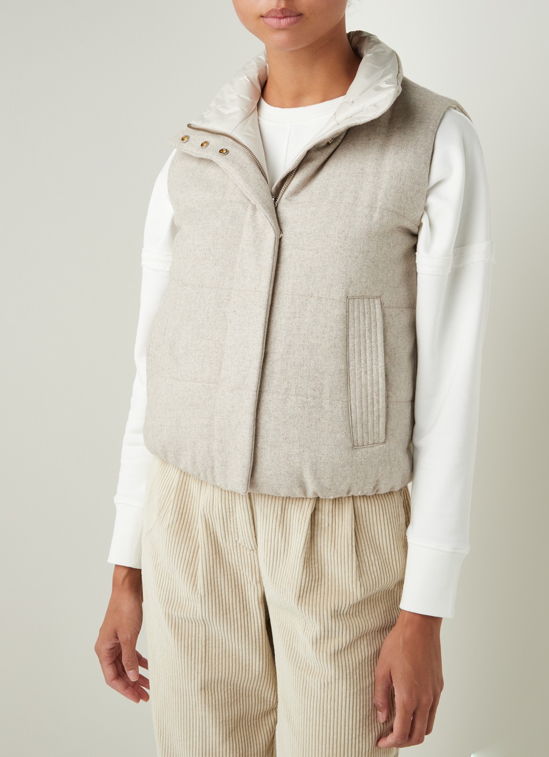 Reiss Ivy reversible gewatteerde bodywarmer in wolblend - detail 2 beige