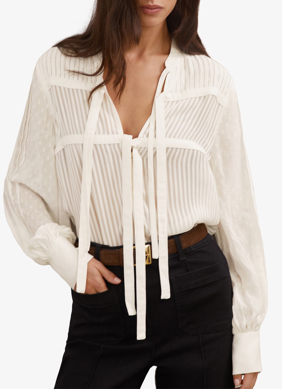 Reiss Josephine blouse met streepprint en ballonmouwen - detail wit