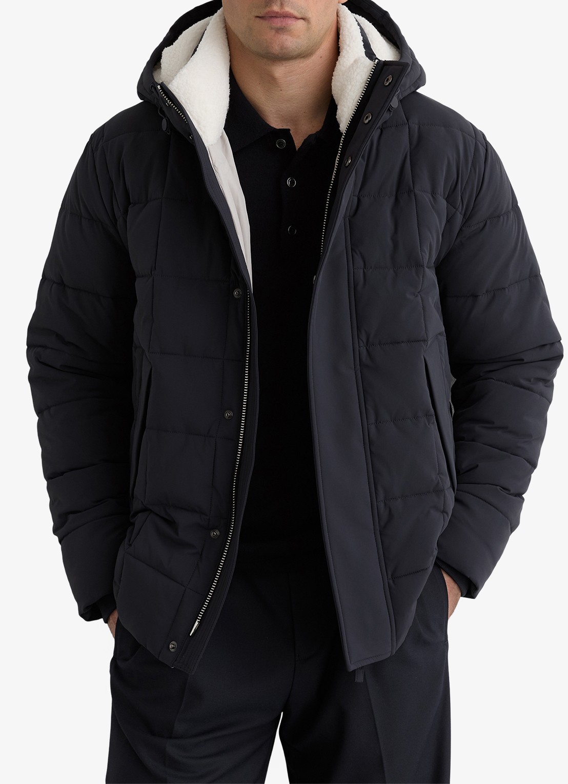 Reiss Klause puffer jas met quilt patroon en steekzakken - detail navy / blauw