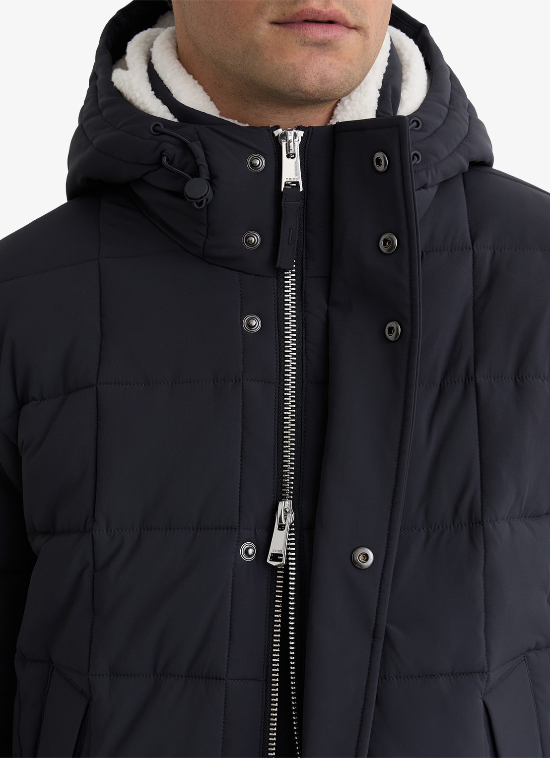Reiss Klause puffer jas met quilt patroon en steekzakken - detail 3 navy / blauw