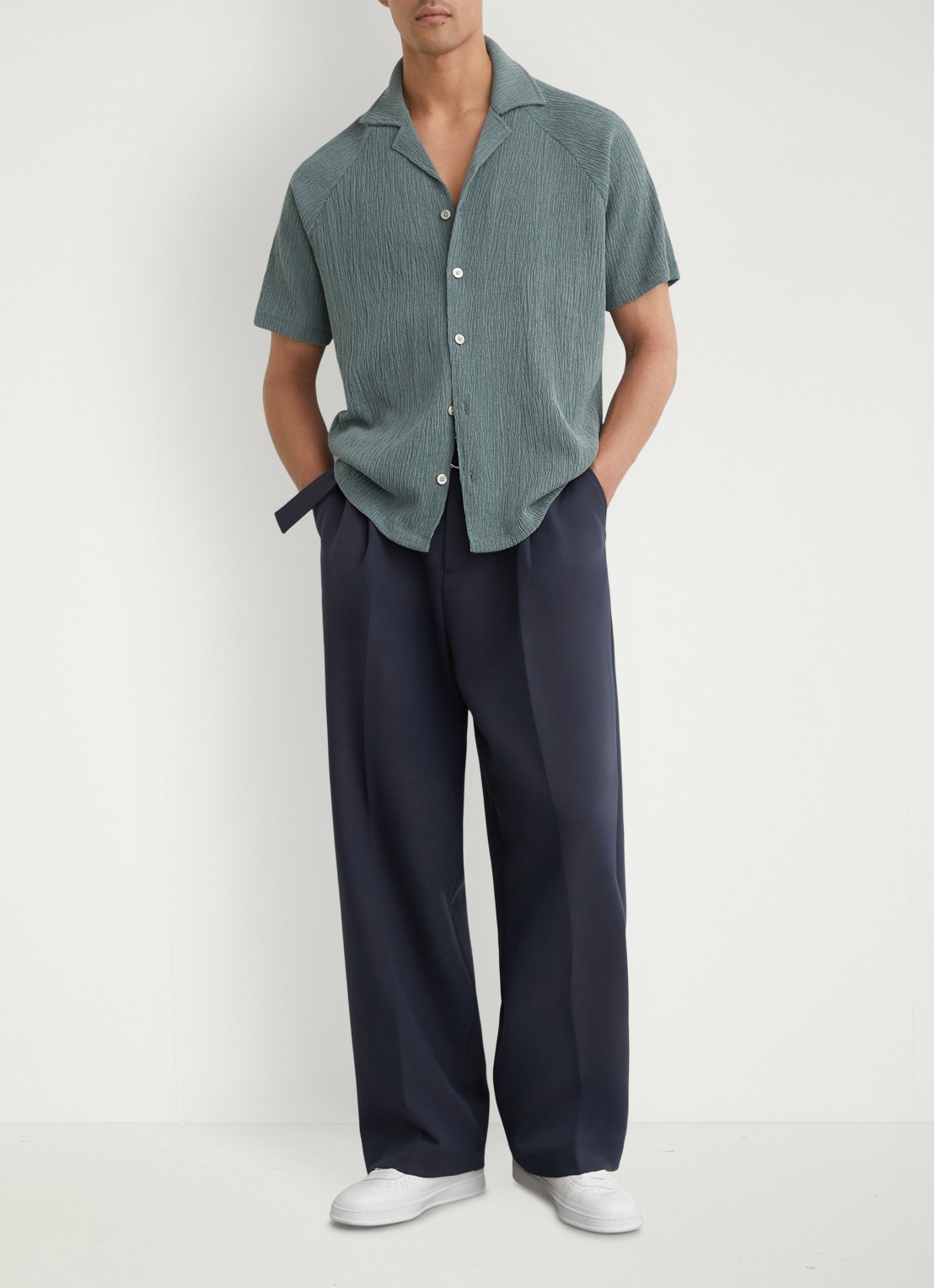 Reiss Knox regular fit overhemd met structuur - voorkant 3 dark sage / groen