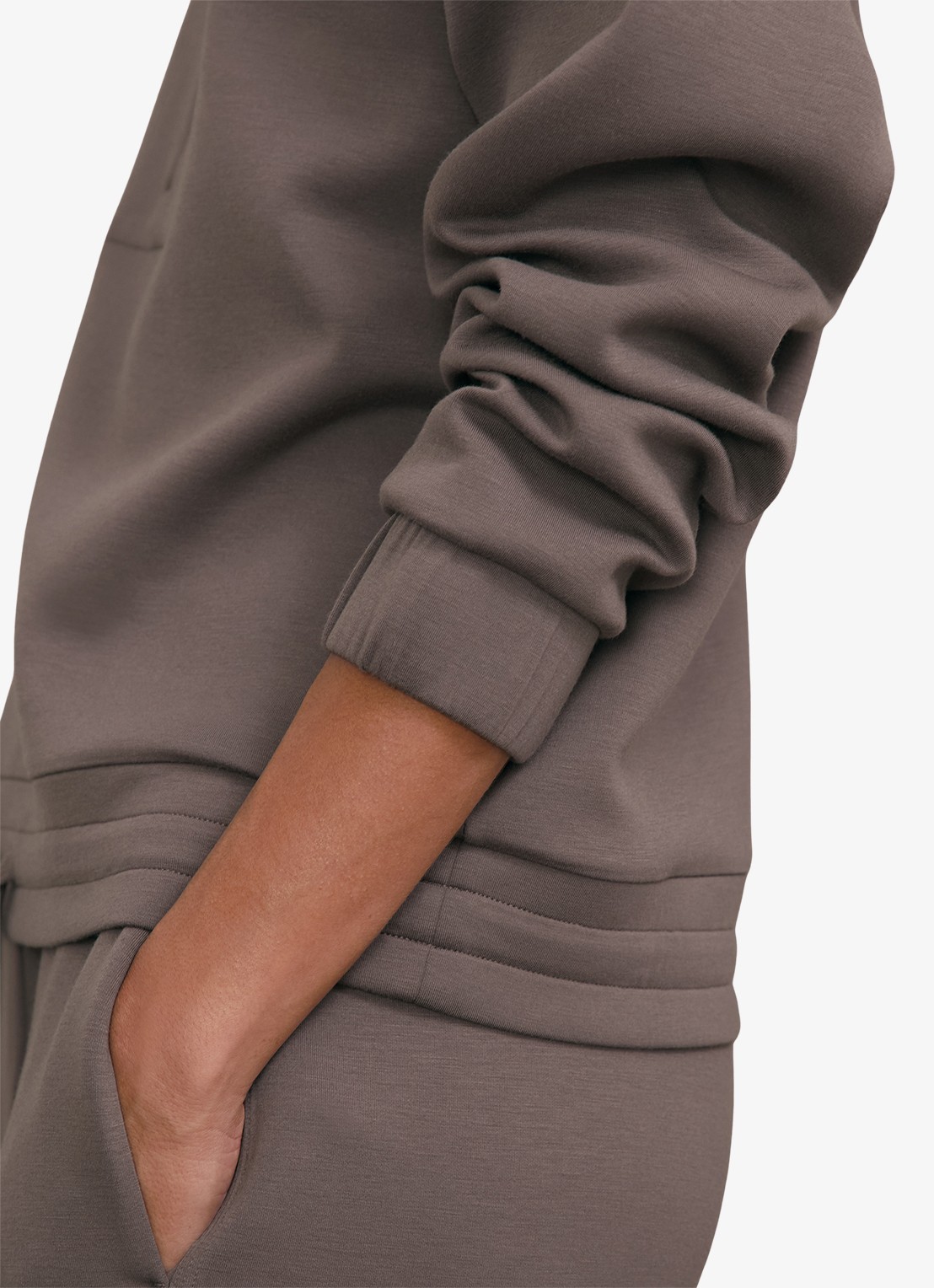 Reiss Laney sweater met halve rits - detail 5 bruin