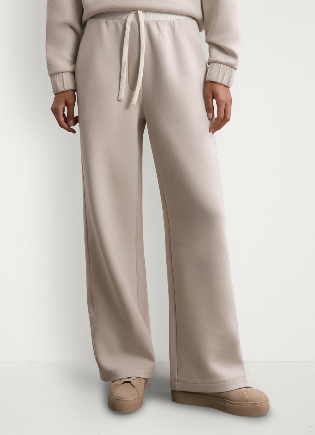 Reiss Laney wide fit joggingsbroek met steekzakken - detail 4 beige