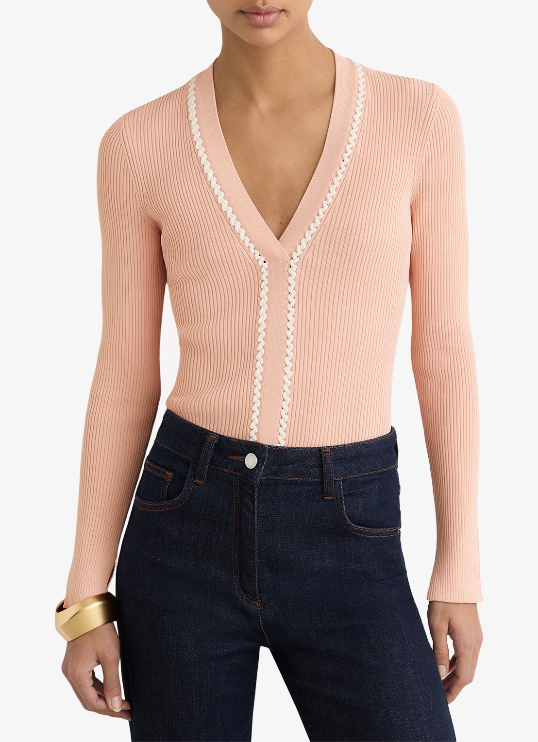 Reiss Lauri ribgebreide top met V-hals - detail roze