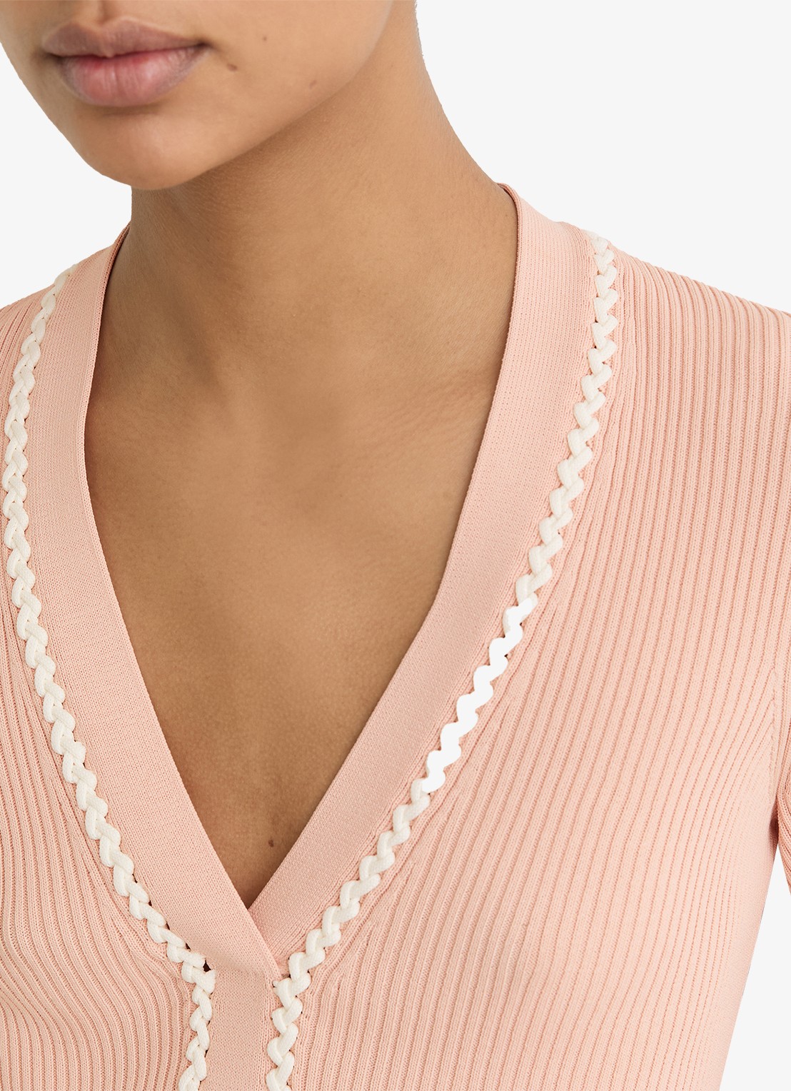 Reiss Lauri ribgebreide top met V-hals - detail 2 roze