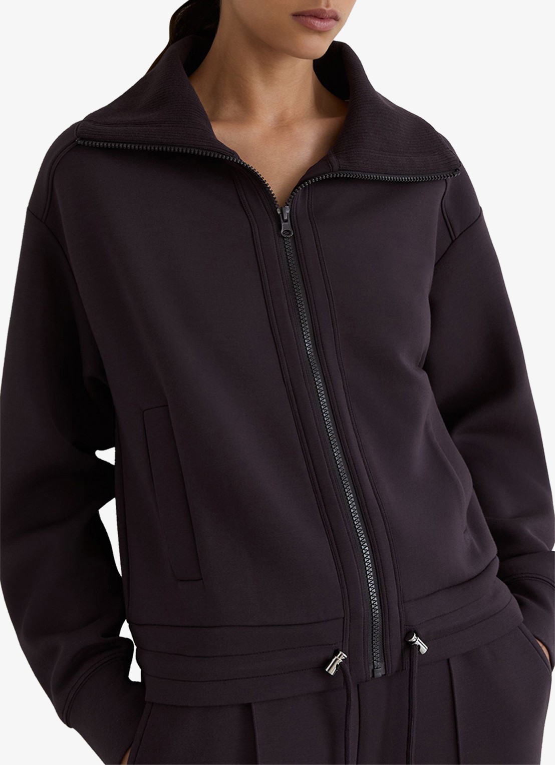 Reiss Laurrie Premium sweatvest met opstaande kraag - detail aubergine