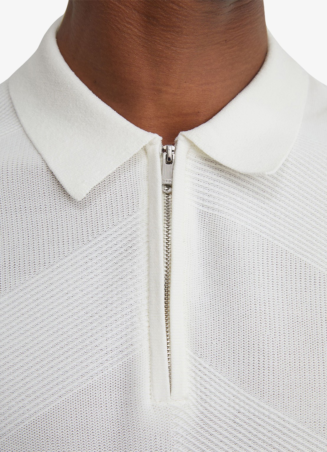 Reiss Leigham regular fit polo met halve rits - detail 3 gebroken wit