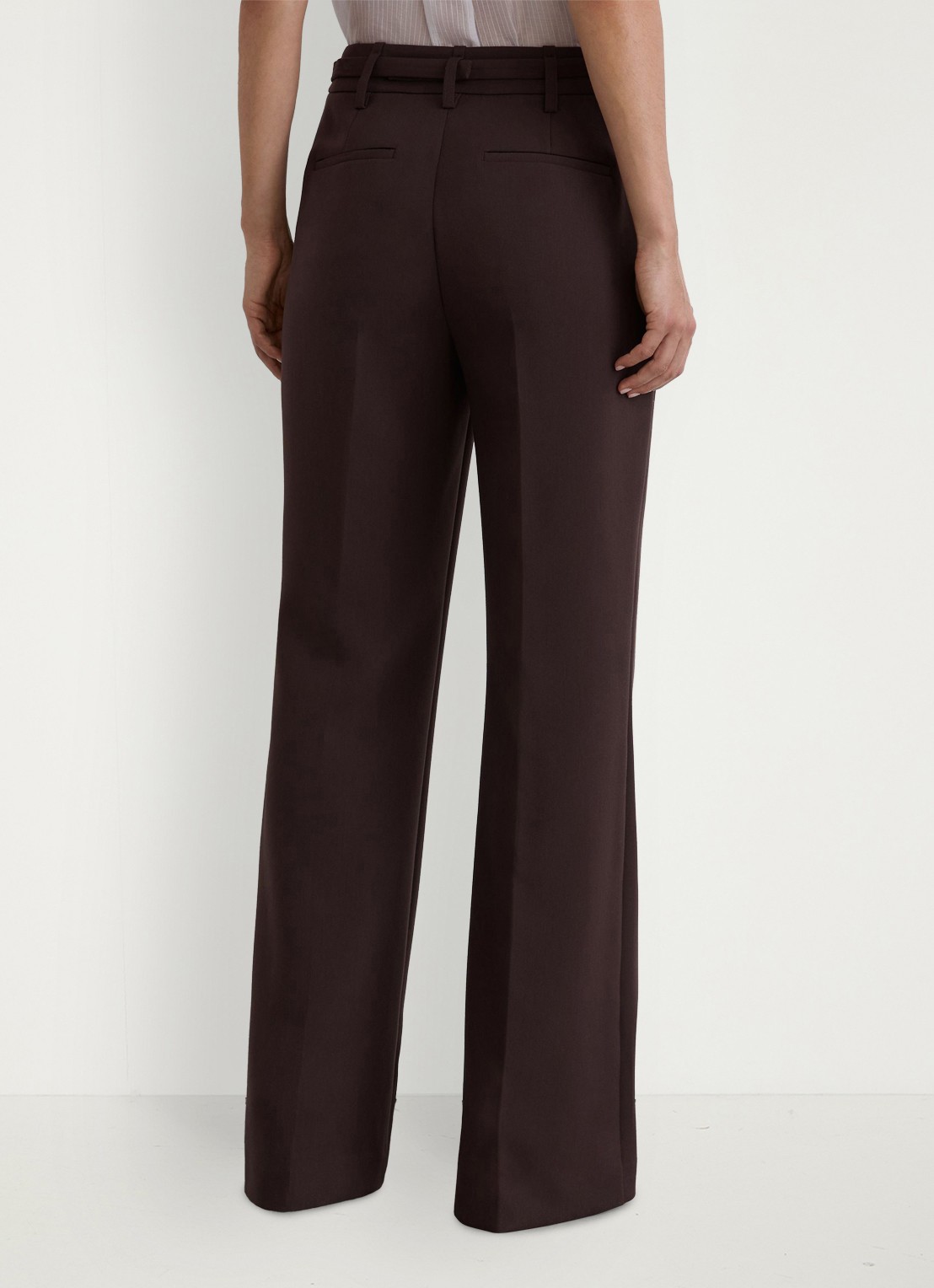 Reiss Leona high waist flared fit pantalon - achterkant aubergine