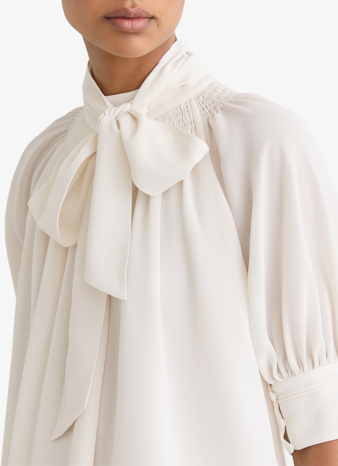 Reiss Lerina blouse met sjaalkraag - detail 5 wit