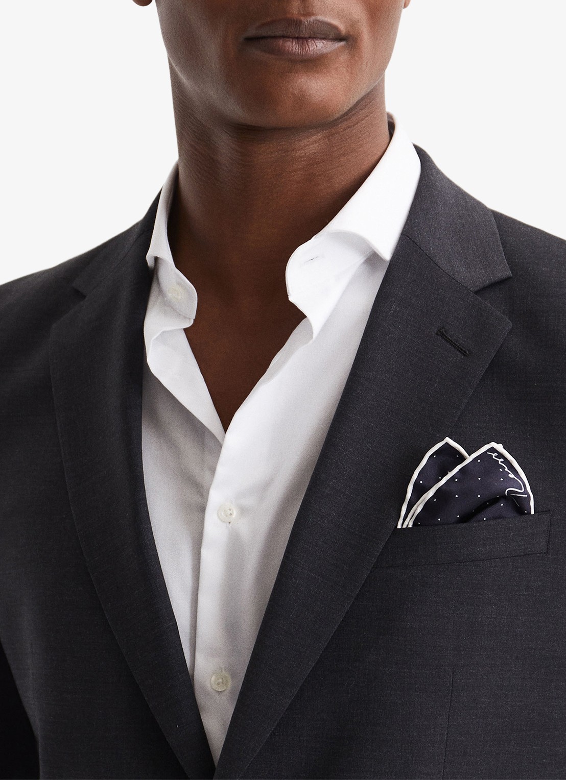 Reiss Liam pochet van zijde met stippenprint - voorkant 2 navy / blauw