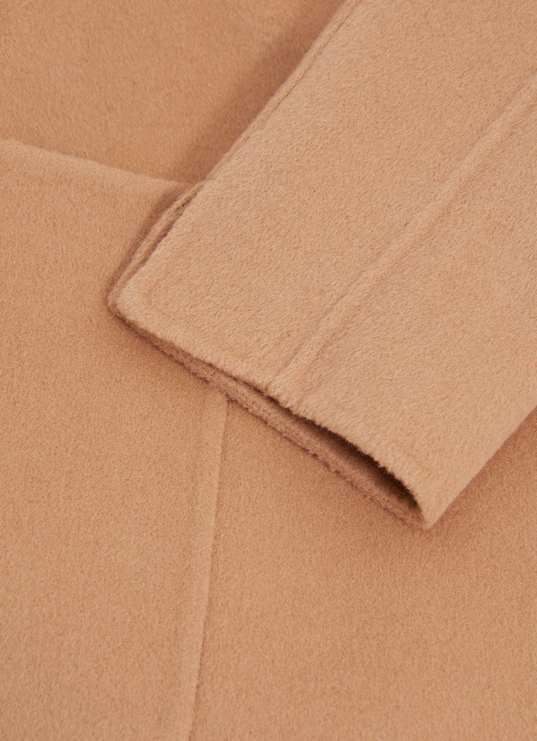 Reiss Lucia double-breasted mantel in wolblend met strikceintuur - detail 2 camel
