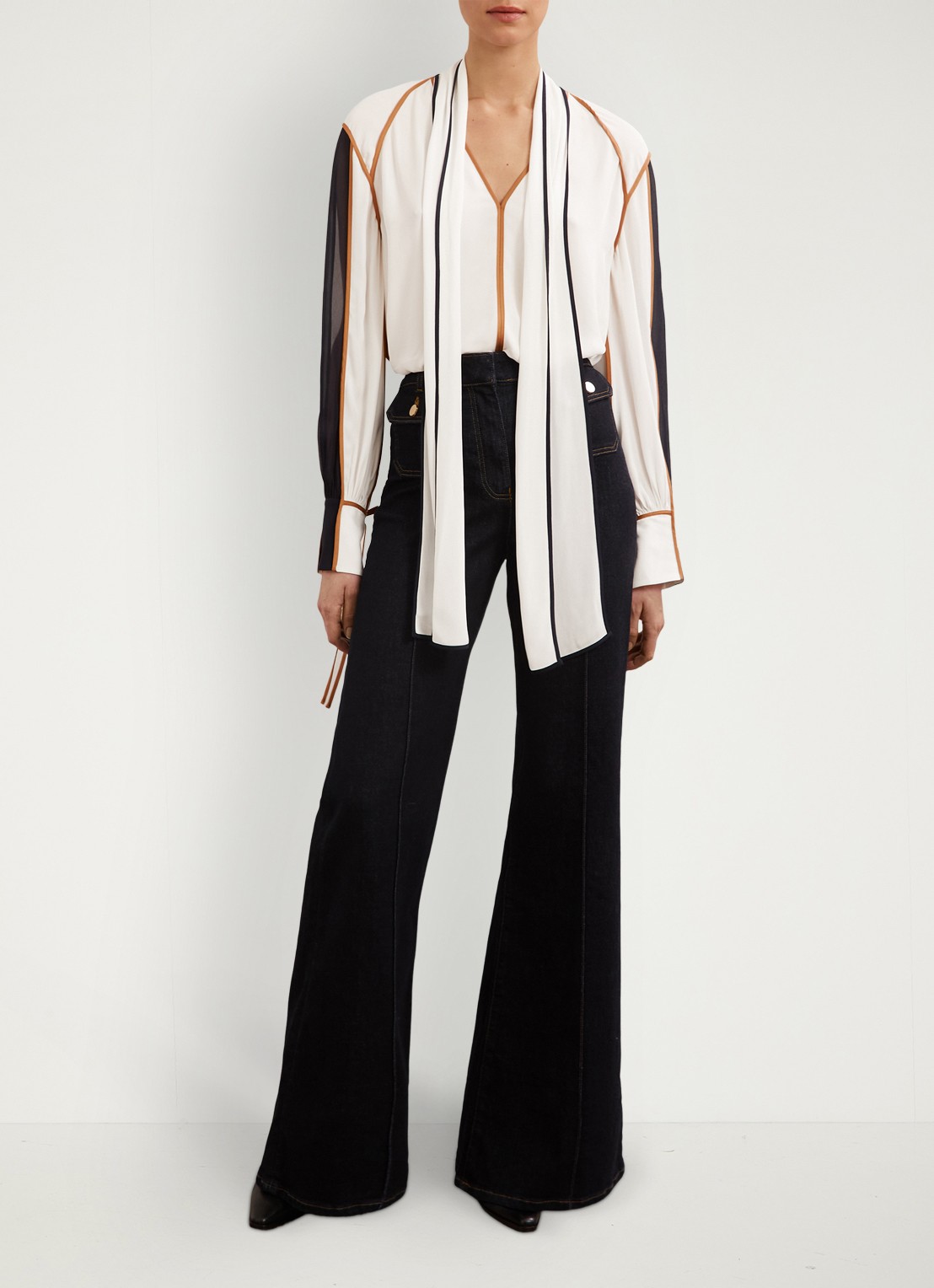 Reiss Lulu tuniek met sjaalkraag - voorkant 6 wit