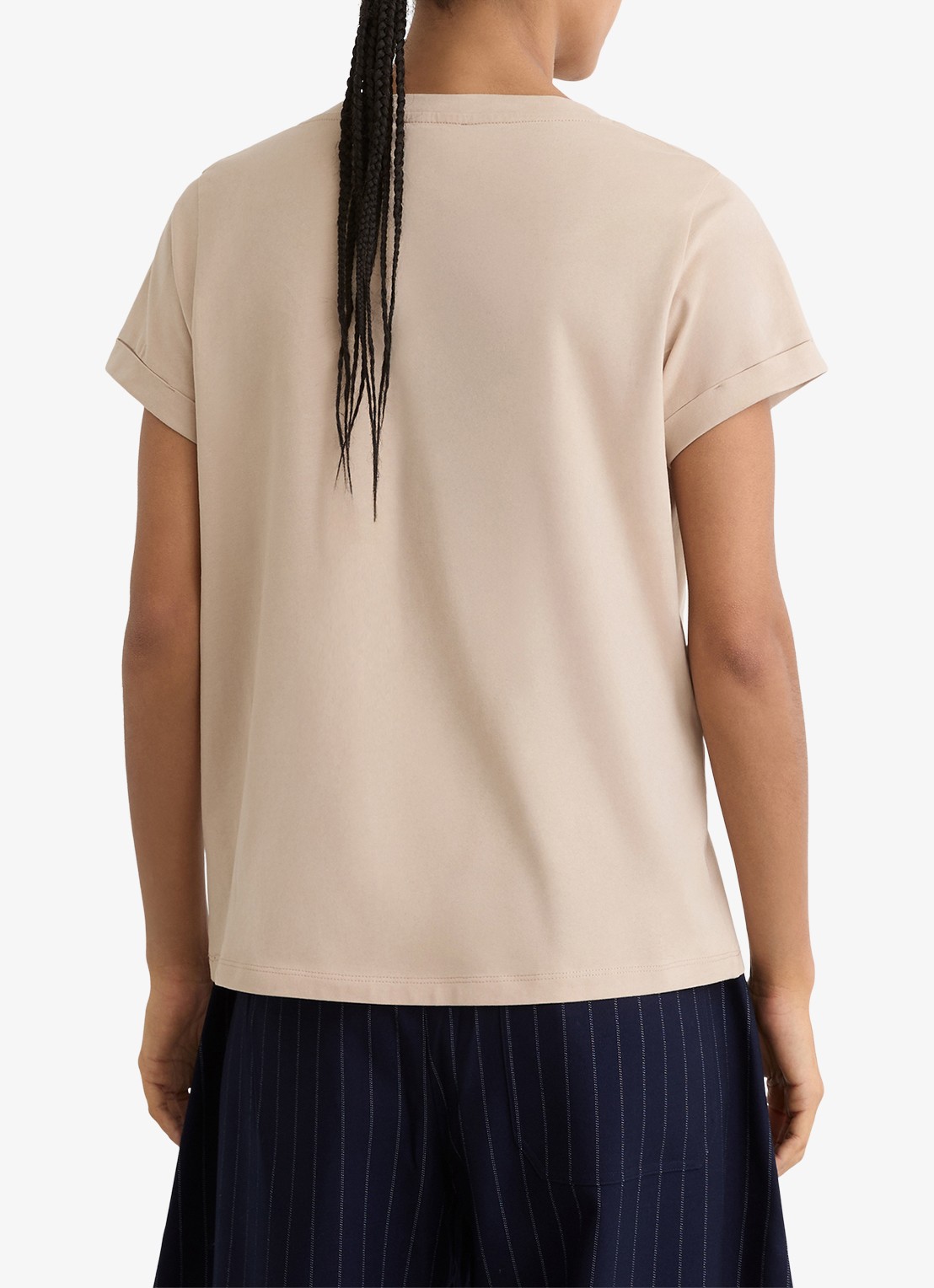 Reiss Luna T-shirt met V-hals  - achterkant camel
