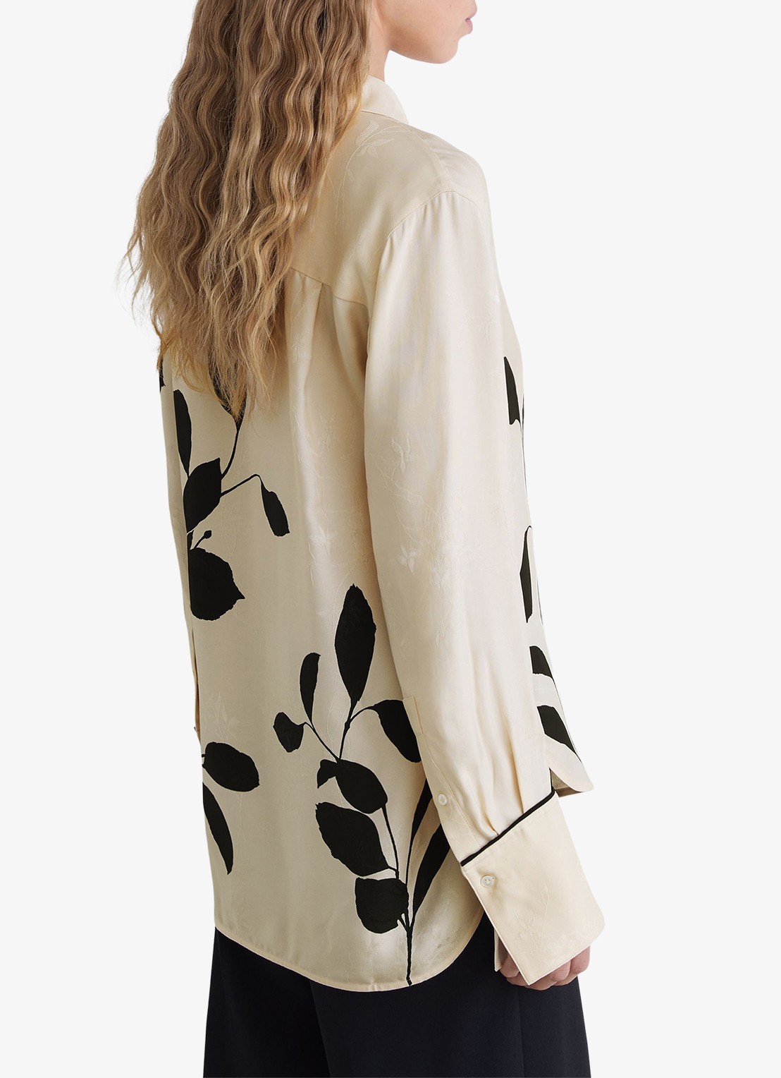 Reiss Lyla blouse met paisley dessin - achterkant 6 creme