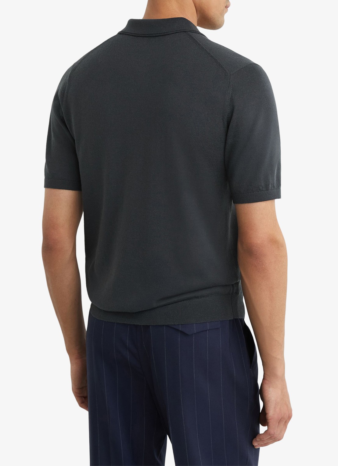 Reiss Manor regular fit polo van merino wol - achterkant 7 vulcan grey / grijs