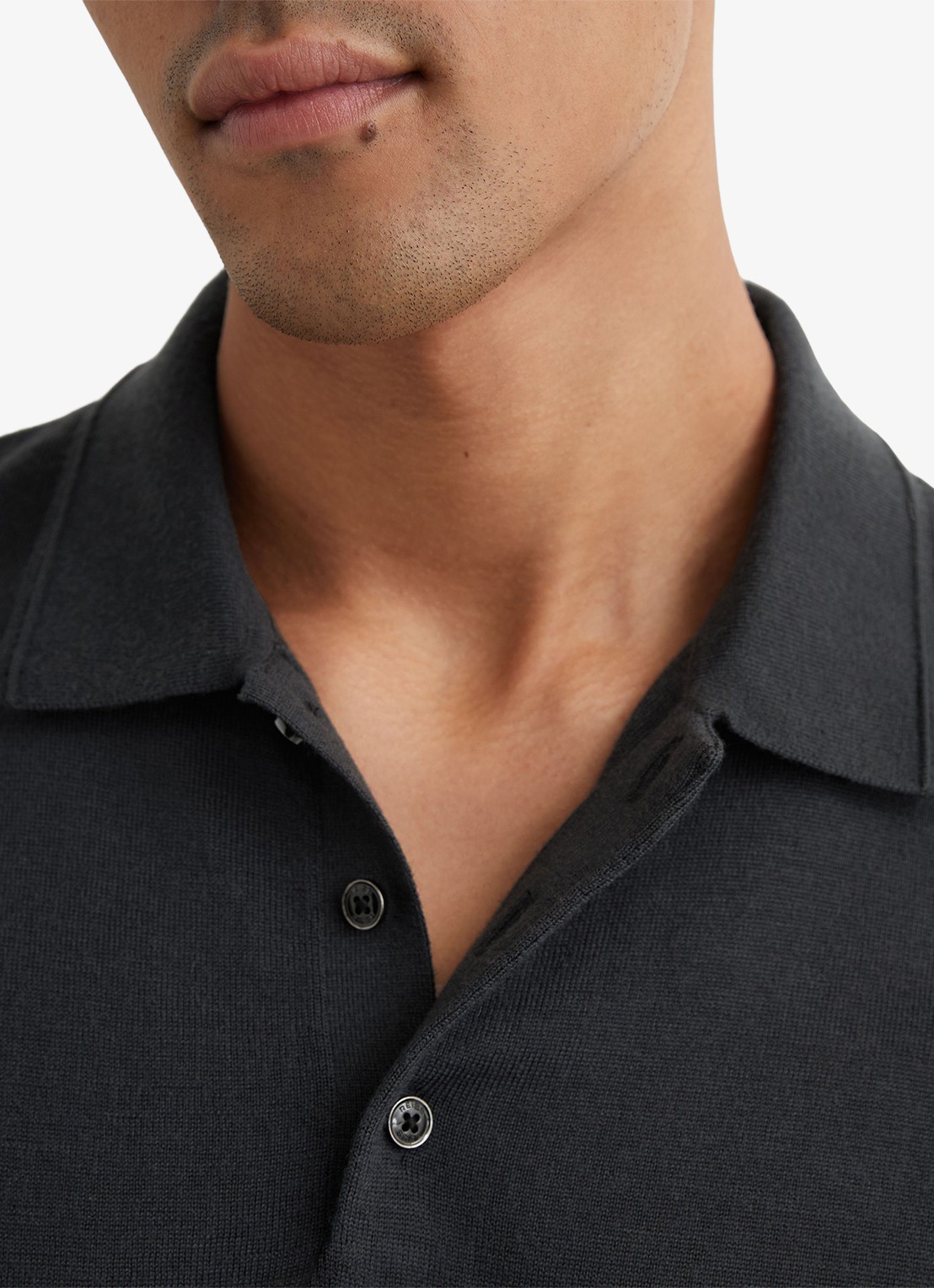 Reiss Manor regular fit polo van merino wol - detail 6 vulcan grey / grijs