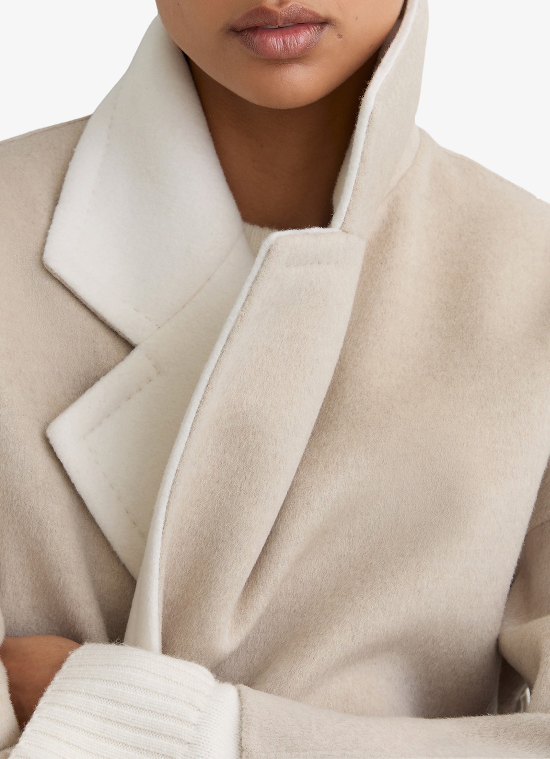 Reiss Marcela mantel van wol met strikceintuur - detail 5 beige