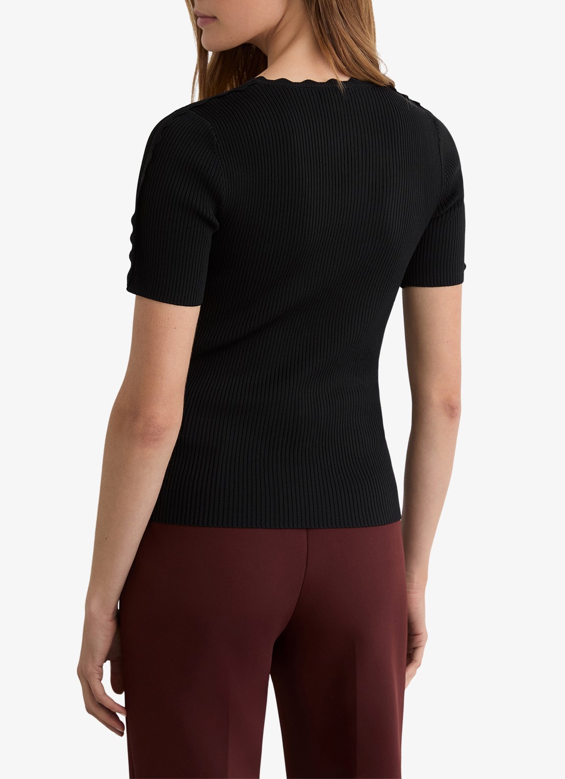 Reiss Marcy ribgebreide top met V-hals - achterkant 6 black / zwart
