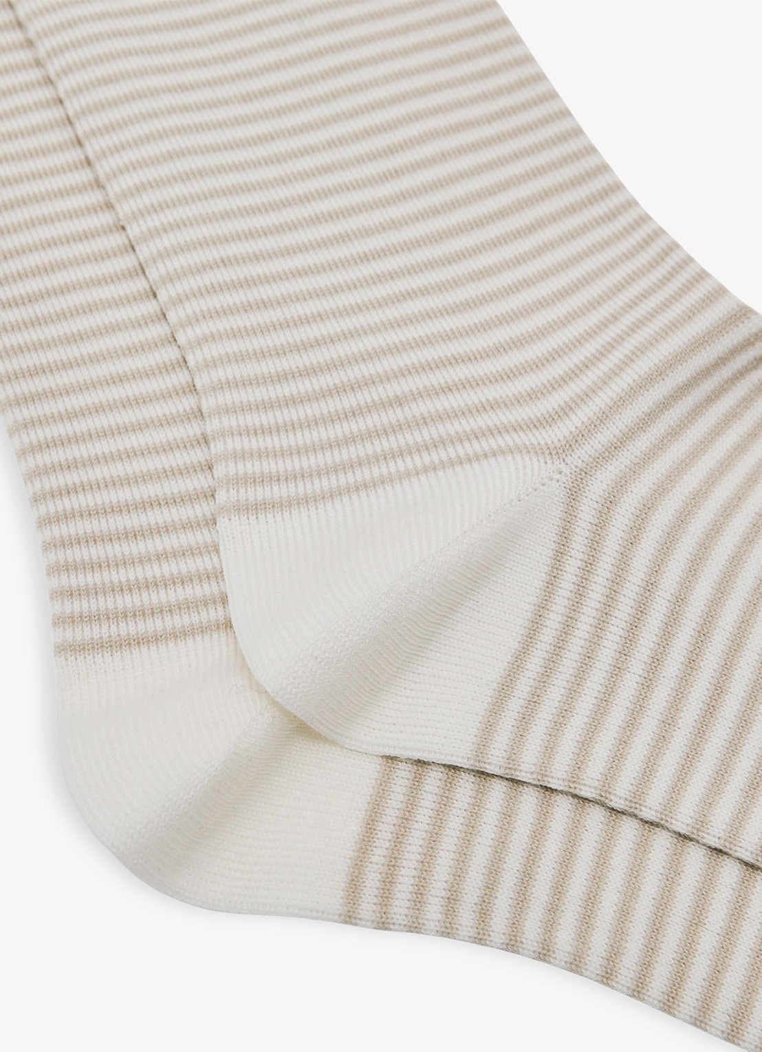 Reiss Mario sokken met streepprint  - detail beige