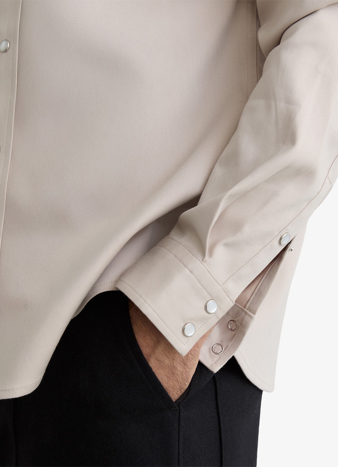 Reiss McRae overhemd met borstzakken - detail 3 beige