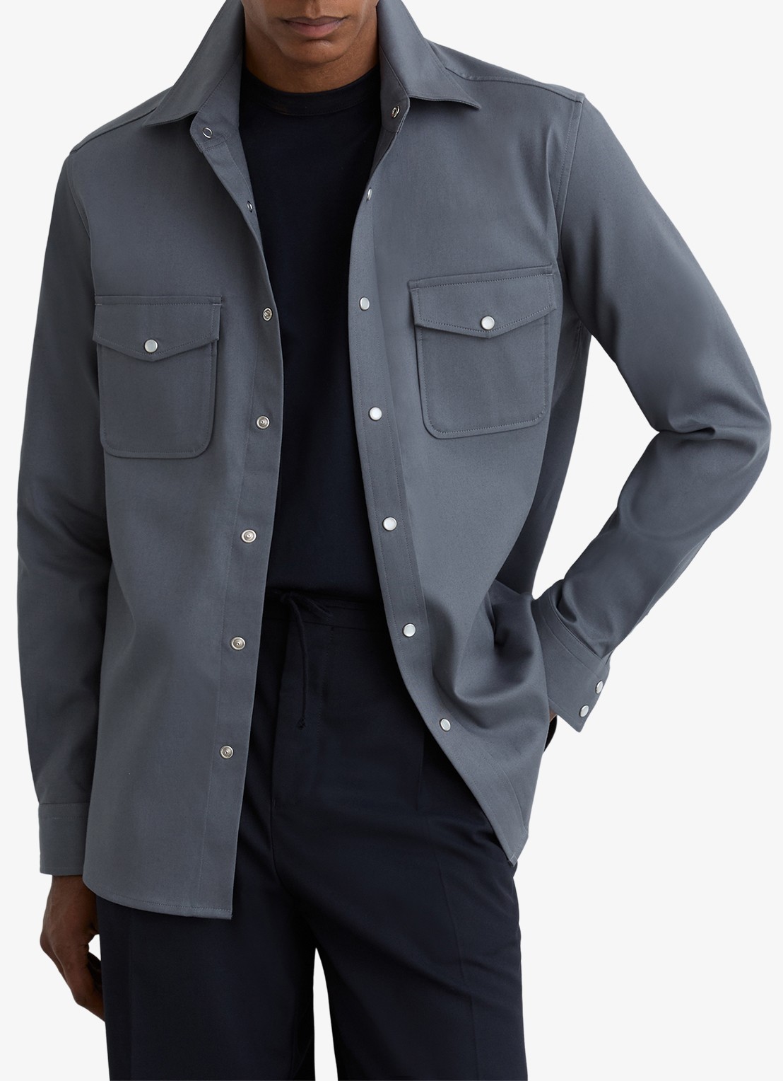 Reiss McRae overhemd met borstzakken - detail donkerblauw
